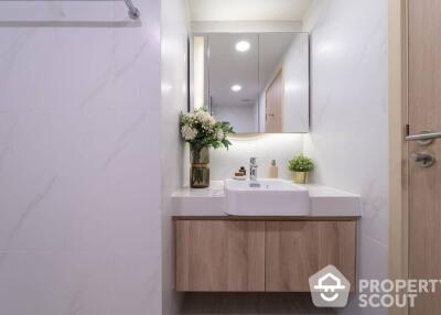 1-BR Condo at Walden Asoke near MRT Sukhumvit