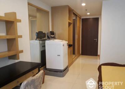 Studio Condo at The Trendy Condominium near BTS Nana