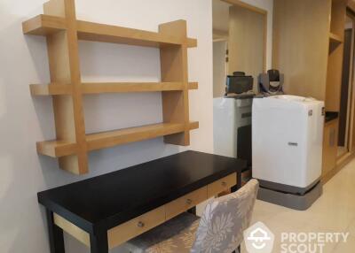 Studio Condo at The Trendy Condominium near BTS Nana