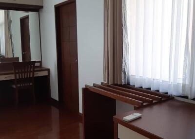 1-BR Apt. near BTS Phrom Phong