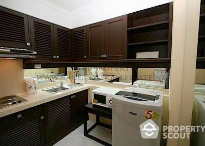 1-BR Condo near BTS Phrom Phong (ID 509582)