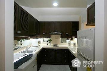 1-BR Condo near BTS Phrom Phong (ID 509582)