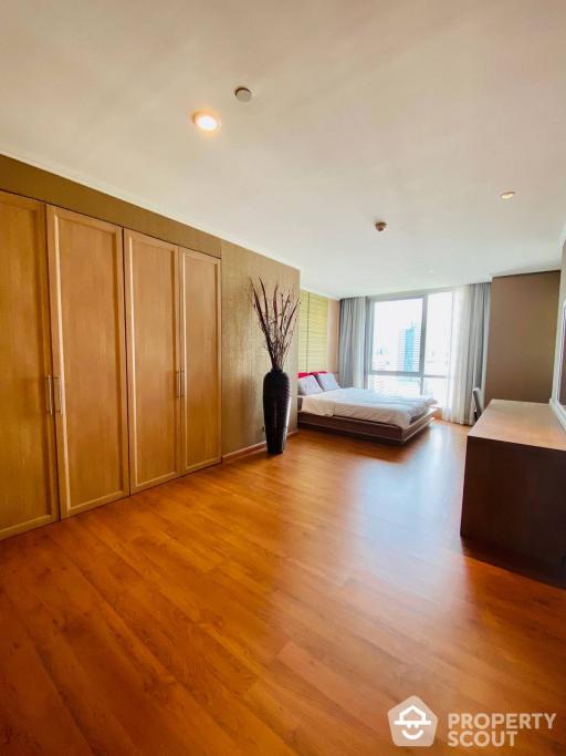 2-BR Condo at Sky Villas Sathorn in Bang Khlo