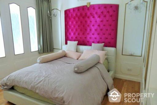 1-BR Condo at The Emporio Place near BTS Phrom Phong