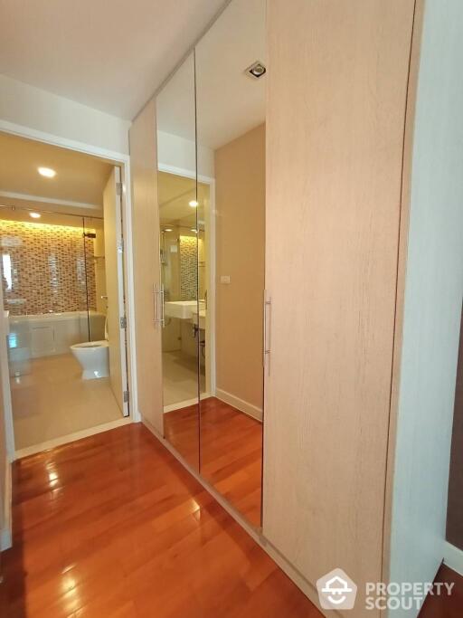 3-BR Condo at Le Nice Ekamai Condominium near BTS Ekkamai (ID 513822)