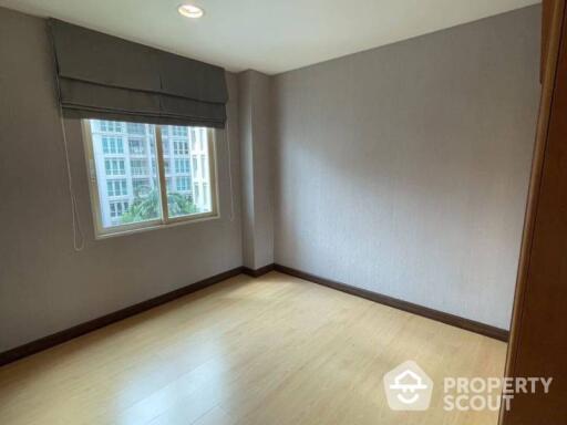 2-BR Condo at The Bangkok Narathiwas Ratchanakarint Condominium near BTS Chong Nonsi (ID 512600)