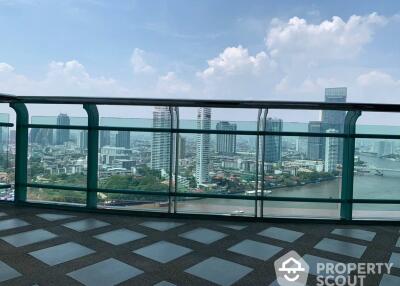 2-BR Condo at Chatrium Residence Riverside near BTS Saphan Taksin