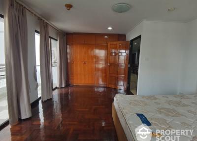 2-BR Condo at Richmond Palace Condominium near BTS Phrom Phong (ID 513693)