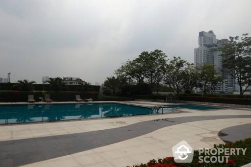 3-BR Condo at D.S. Tower 2 Sukhumvit 39 Condominium near MRT Sukhumvit