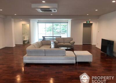 4-BR Condo at P.R. Home Ii near BTS Thong Lor (ID 513392)