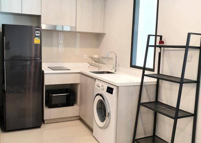 1-BR Condo at Life One Wireless near BTS Phloen Chit (ID 515565)