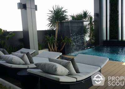 2-BR Condo at Rhythm Sukhumvit 42 near BTS Ekkamai