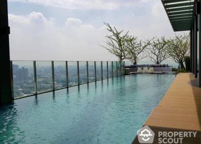 2-BR Condo at Rhythm Sukhumvit 42 near BTS Ekkamai