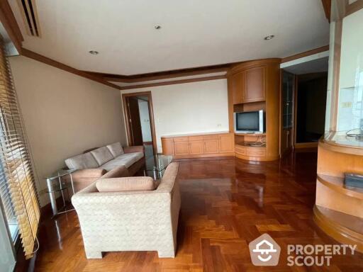 2-BR Condo at Lake Avenue Sukhumvit 16 near BTS Asok