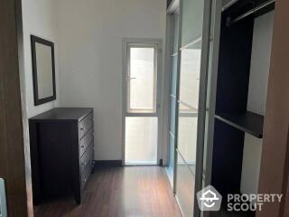 2-BR Apt. near BTS Ekkamai