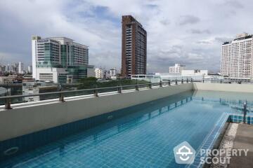 1-BR Condo at The Address Sukhumvit 42 near BTS Ekkamai