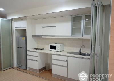 1-BR Condo at The Bangkok Sab Condominium near MRT Sam Yan