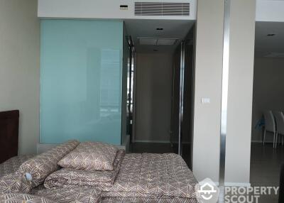 1-BR Condo at The Room Sukhumvit 21 near MRT Sukhumvit