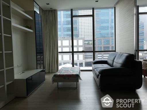 1-BR Condo at The Room Sukhumvit 21 near MRT Sukhumvit