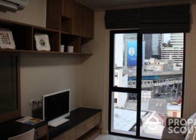 1-BR Condo at Le Cote Sukhumvit 14 near BTS Asok