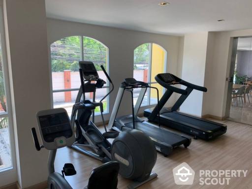 2-BR Condo at Silver Herritage Condominium near BTS Thong Lor