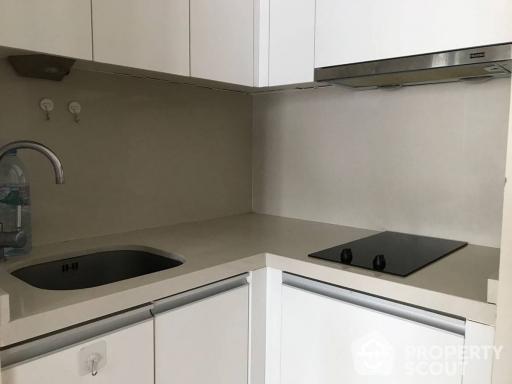 1-BR Condo at Collezio Sathorn-Pipat near BTS Chong Nonsi (ID 510054)