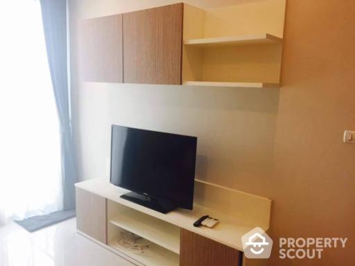 1-BR Condo at Villa Asoke near MRT Phetchaburi