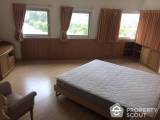 3-BR Apt. near MRT Queen Sirikit National Convention Centre (ID 399929)