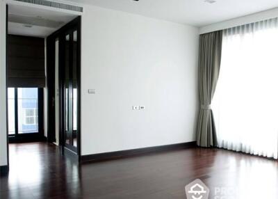 4-BR Apt. near MRT Sukhumvit (ID 512629)