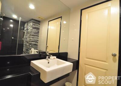 1-BR Condo at Bangkok Feliz Sukhumvit 69 near BTS Phra Khanong (ID 389712)