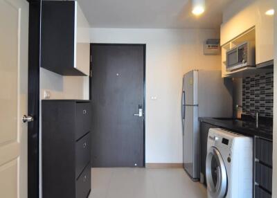 1-BR Condo at Bangkok Feliz Sukhumvit 69 near BTS Phra Khanong (ID 389712)