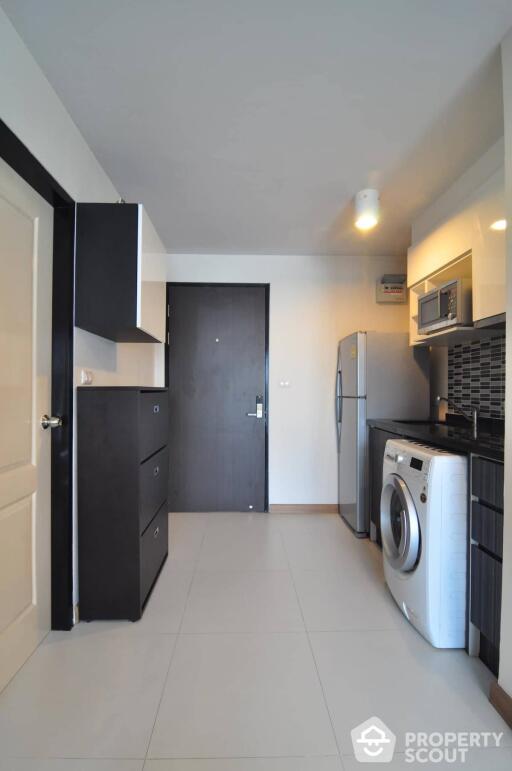 1-BR Condo at Bangkok Feliz Sukhumvit 69 near BTS Phra Khanong (ID 389712)