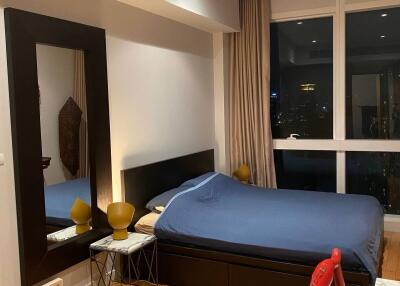 2-BR Condo at Millennium Residence @ Sukhumvit Condominium near BTS Phrom Phong