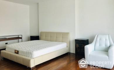 3-BR Condo at Prompak Place close to Phrom Phong (ID 513972)