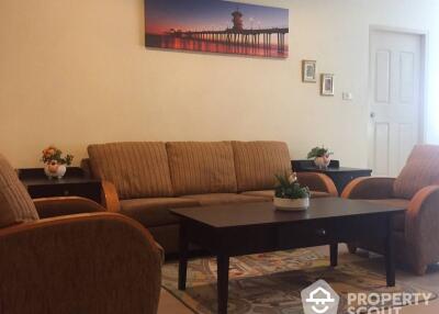 2-BR Apt. near MRT Queen Sirikit National Convention Centre (ID 419936)