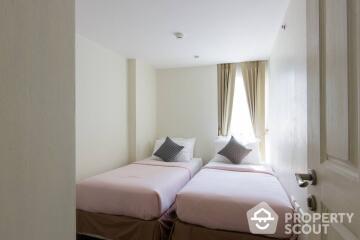 2-BR Serviced Apt. near BTS Chong Nonsi (ID 399972)