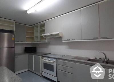 3-BR Condo at Four Wings Mansion near BTS Nana (ID 211859)