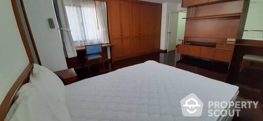 3-BR Condo at Four Wings Mansion near BTS Nana (ID 211859)