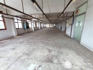 Commercial for Rent in Khlong Ton Sai