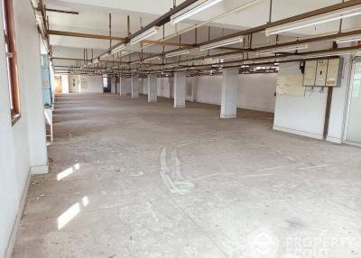 Commercial for Rent in Khlong Ton Sai