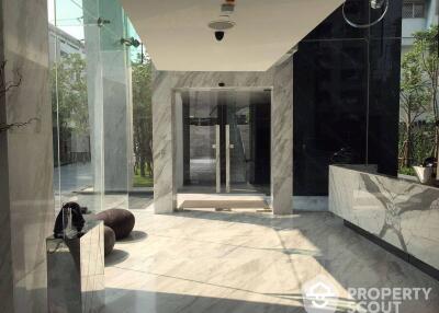 1-BR Condo at Hq Thonglor near BTS Thong Lor (ID 510778)