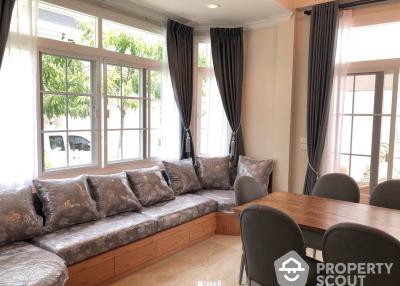 4-BR House in Bang Na Nuea