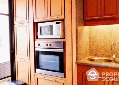 3-BR Apt. close to Thong Lo