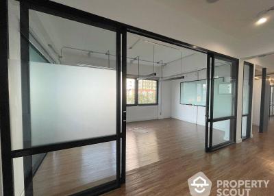 Commercial for Rent in Thung Maha Mek