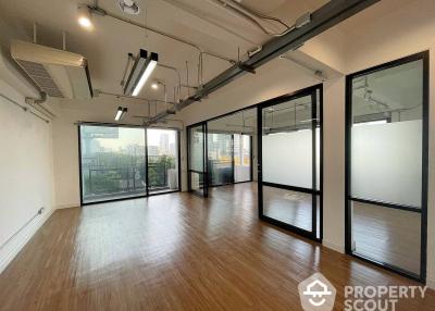 Commercial for Rent in Thung Maha Mek