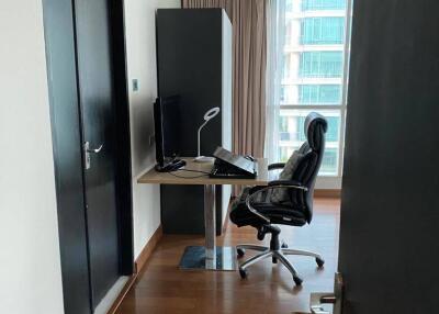 2-BR Condo at The Address Chidlom near BTS Chit Lom