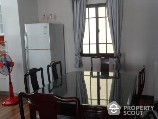 2-BR Condo at Marsh Tien Zieng near BTS Chong Nonsi (ID 513793)