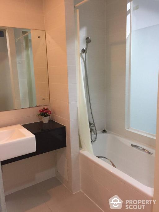 1-BR Condo at Ideo Ratchada-Huaikwang near MRT Huai Khwang (ID 60219)