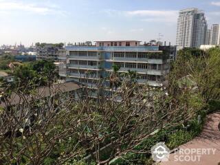 1-BR Condo at Rhythm Sukhumvit 44/1 near BTS Phra Khanong