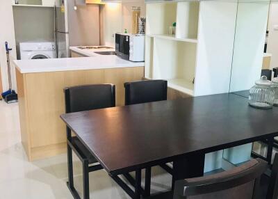 1-BR Condo at Villa Asoke near MRT Phetchaburi (ID 511832)